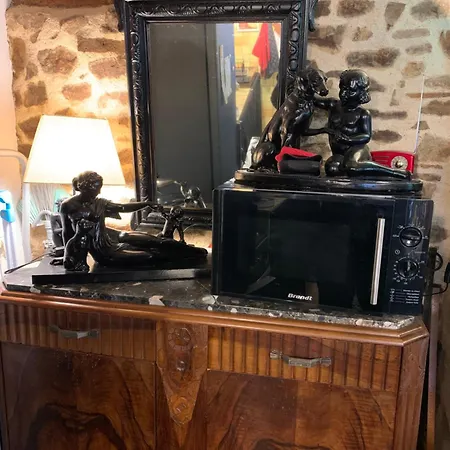 Maison De Charme Du 18 E S De Centre サブレ・シュル・サルト